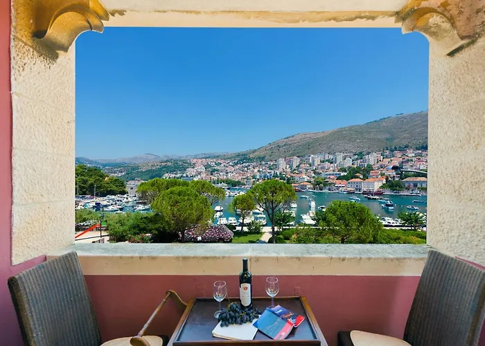 アパート Antique *