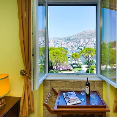 Antique Appartamento *