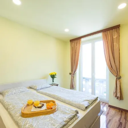 Apartment Antique *