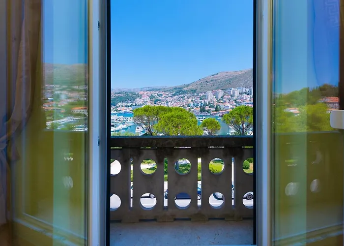 Antique Διαμέρισμα